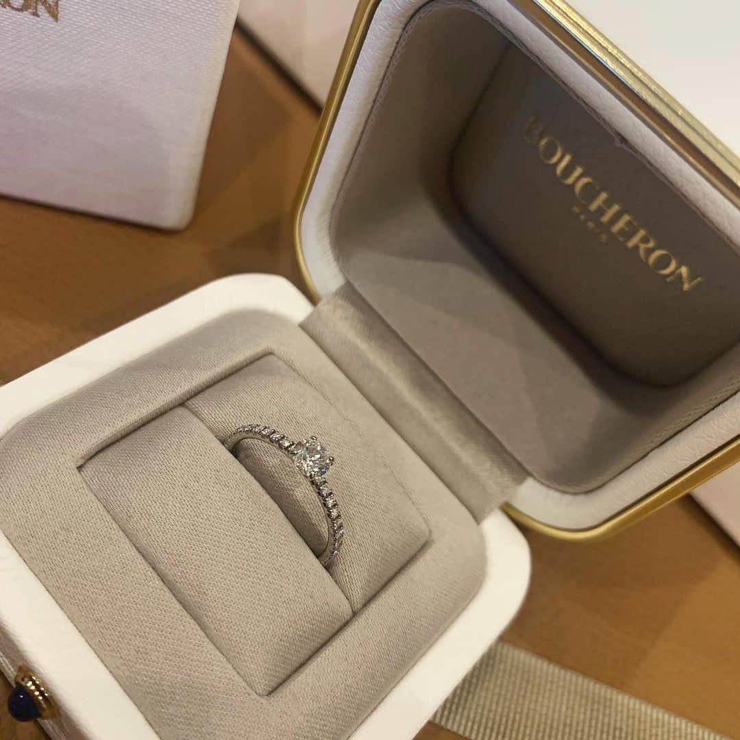 れみれみさんのインスタグラム写真 - (れみれみInstagram)「🥺💍❤️ ・ #歌舞伎町 #アジアンクラブ #キャバ #boucheron #指輪 #可愛い #綺麗 #れみ #れみれみ」12月5日 21時05分 - remiremi122