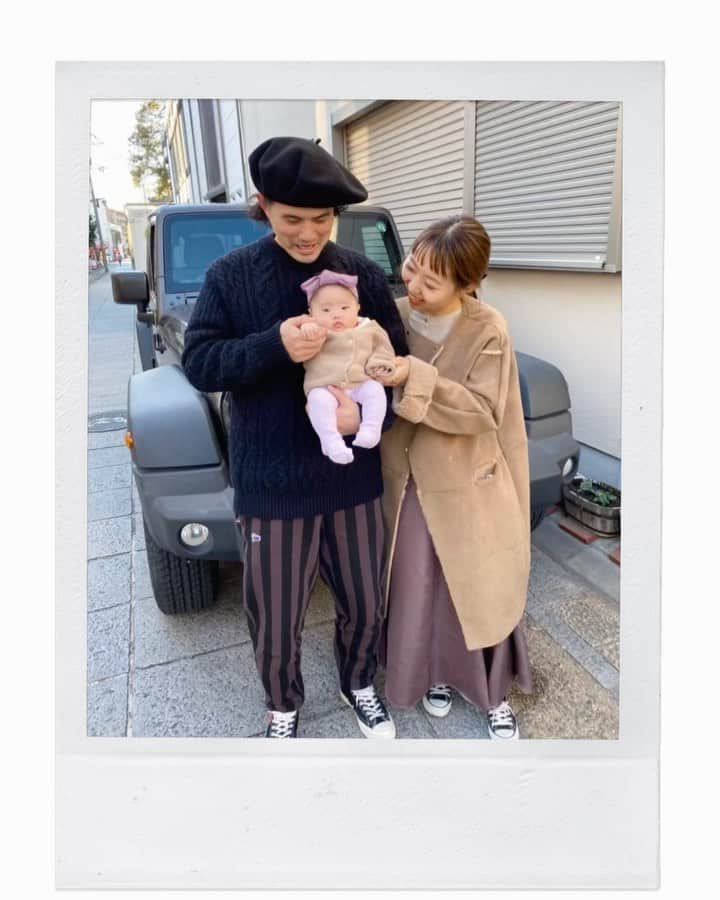 のインスタグラム：「.  29歳を迎えた今日🤍 たくさんお祝いしてもらえて 幸せ！！！ ことしの誕生日は3人家族になってて 幸せ🍒  楽しく最高幸せって思える1年にしよう！  #littlemai🍒 #家族写真　#1205 #ママコーデ」