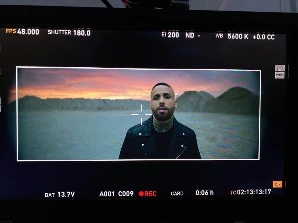 NICKY JAMさんのインスタグラム写真 - (NICKY JAMInstagram)「Segundo video del album #infinity」12月5日 21時12分 - nickyjam