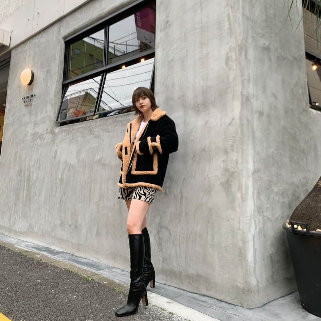 えなちぃのインスタグラム：「12月ってこんなに寒かったっけ😣 って思うくらい寒すぎて、 毎日のように、このアウターばっかり 着てる❤️❤️ 首元がまじで、暖かい🥺❗️」