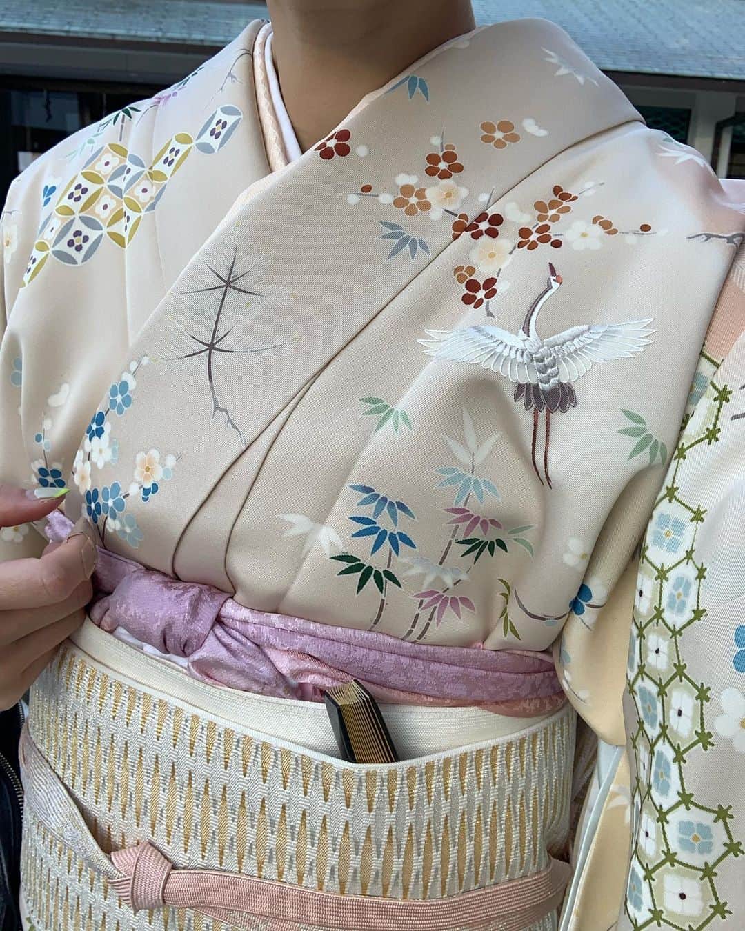 正中雅子さんのインスタグラム写真 - (正中雅子Instagram)「👘🇯🇵 * 人間国宝作品の帯だとか🇯🇵♡日本の職人さんや作家さんの素晴らしさを年々感じています☺️ * 洋服と違う良さがある和装も大好き♡ * #着物#kimono #masaco服」12月5日 21時29分 - masacoshonaka