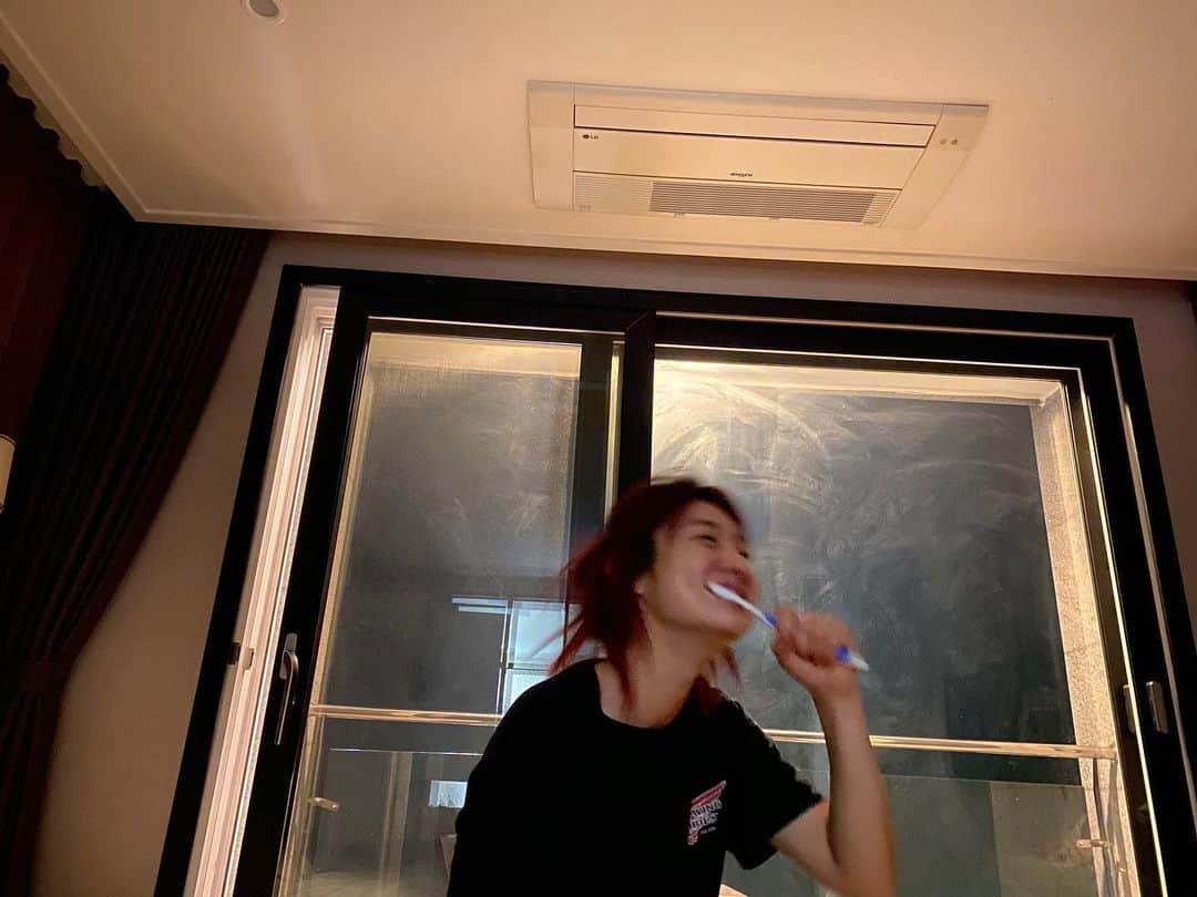 チャ・ミンジのインスタグラム：「꼭 양치 하고 자야해.  #goodnight」