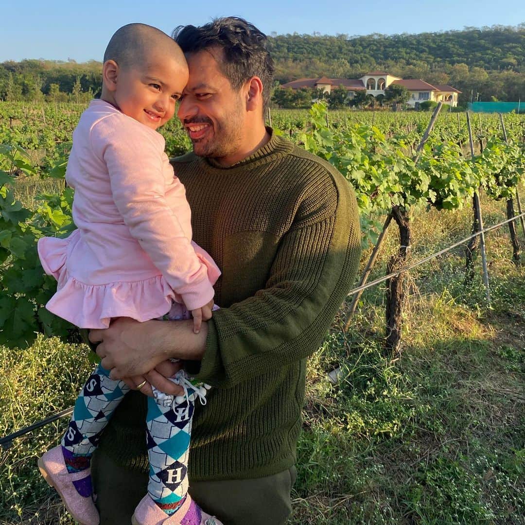 Gaurav Tanejaのインスタグラム：「Meri Jaan ❤️」