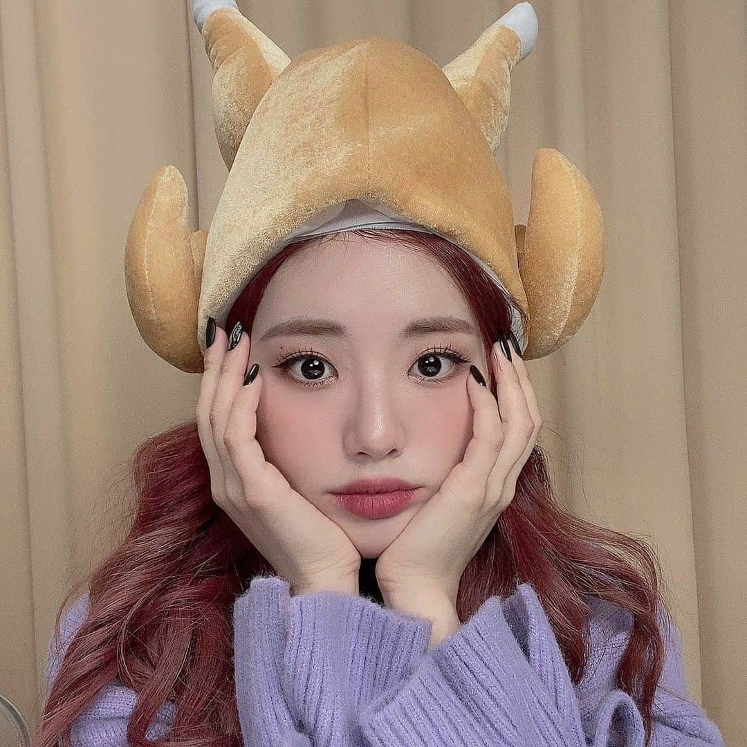 Mnetさんのインスタグラム写真 - (MnetInstagram)「ㅤㅤ ㅤㅤ ㅤ 치킨 먹고싶다 플로버🍗  #지원」12月5日 22時53分 - officialfromis_9