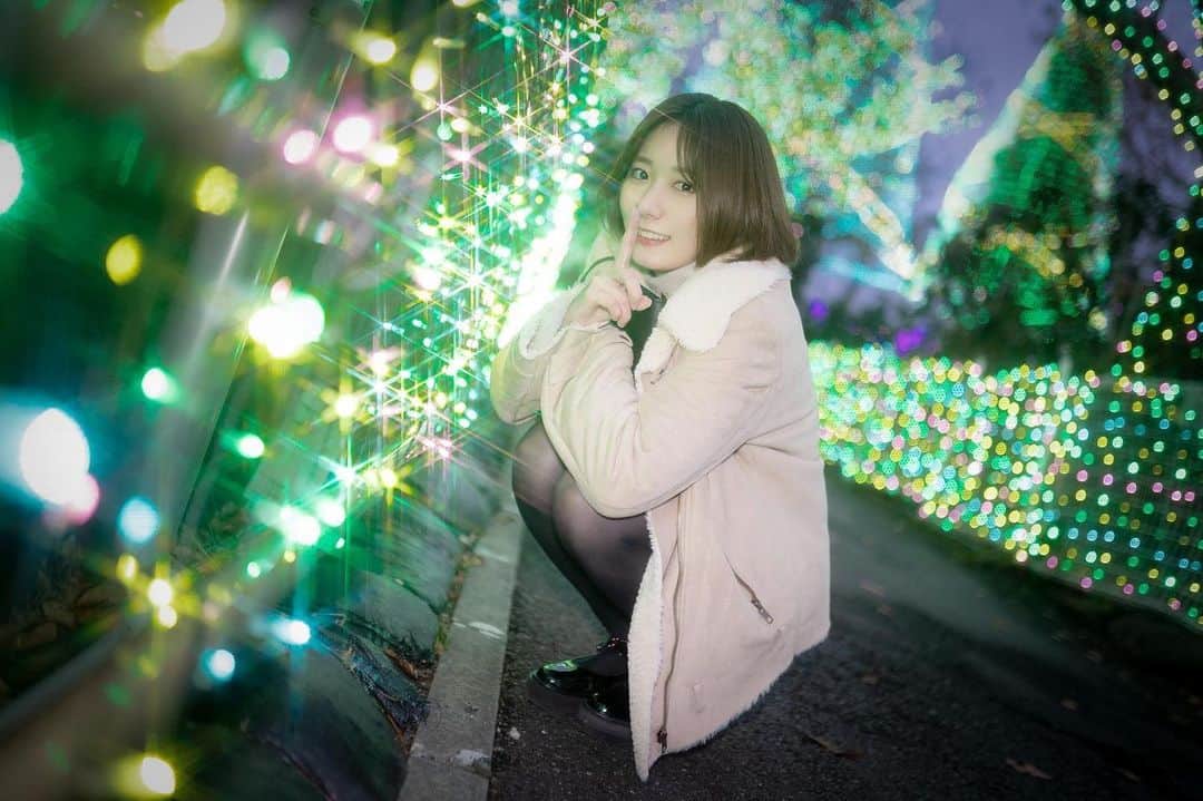 西村彩有里のインスタグラム：「.  ないしょだよ？💭  .  #イルミネーション #イルミネーション撮影  #よみうりランド #クリスマス　 #japanese #japanesegirl #instagramjapan #illumination #christmas #portrait #JAPANARIZM #ジャパナリ #idol #japaneseidol  #西村彩有里 #偶像」