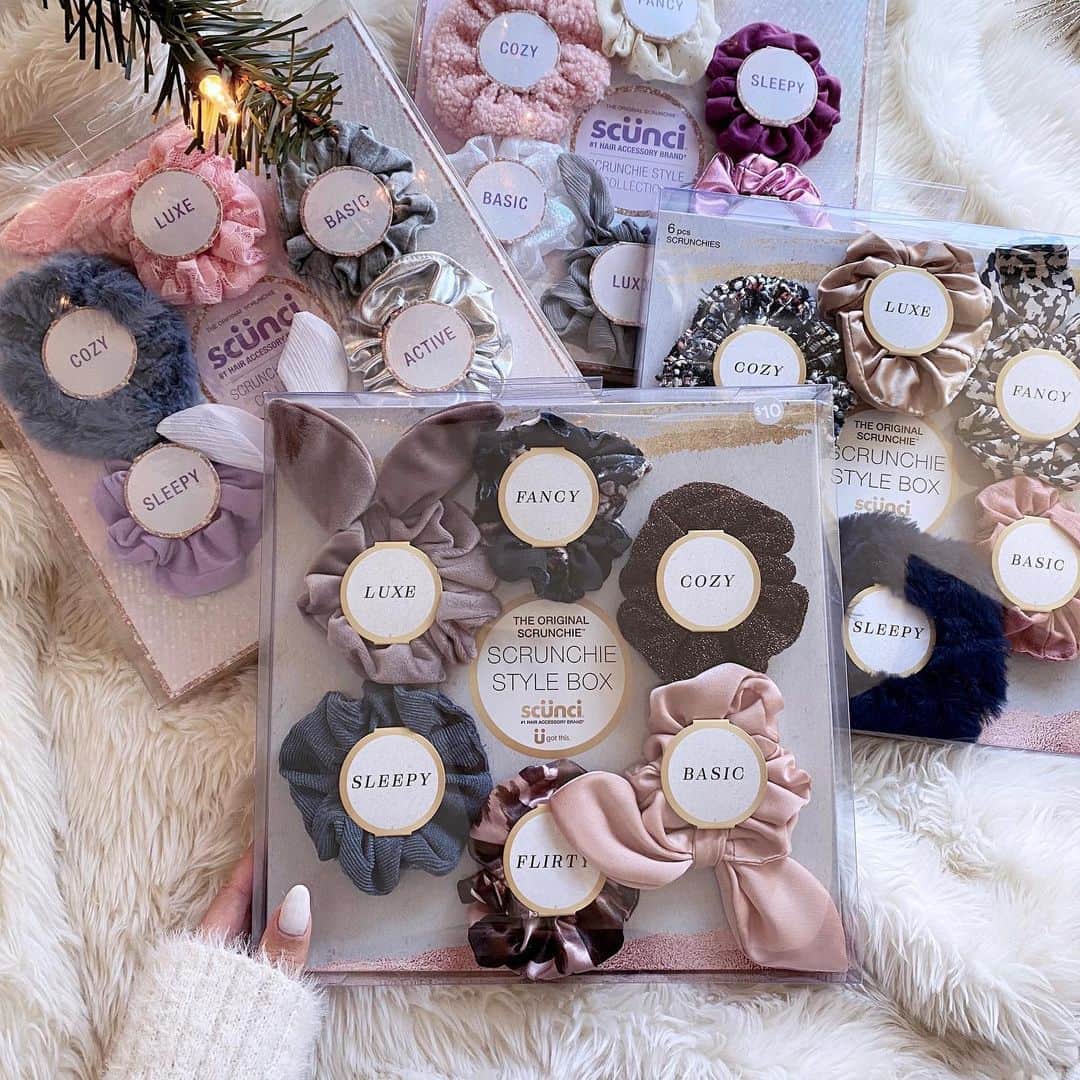 Target Styleのインスタグラム：「One for every occasion.✨ The gift they'll be wearing 24/7.」