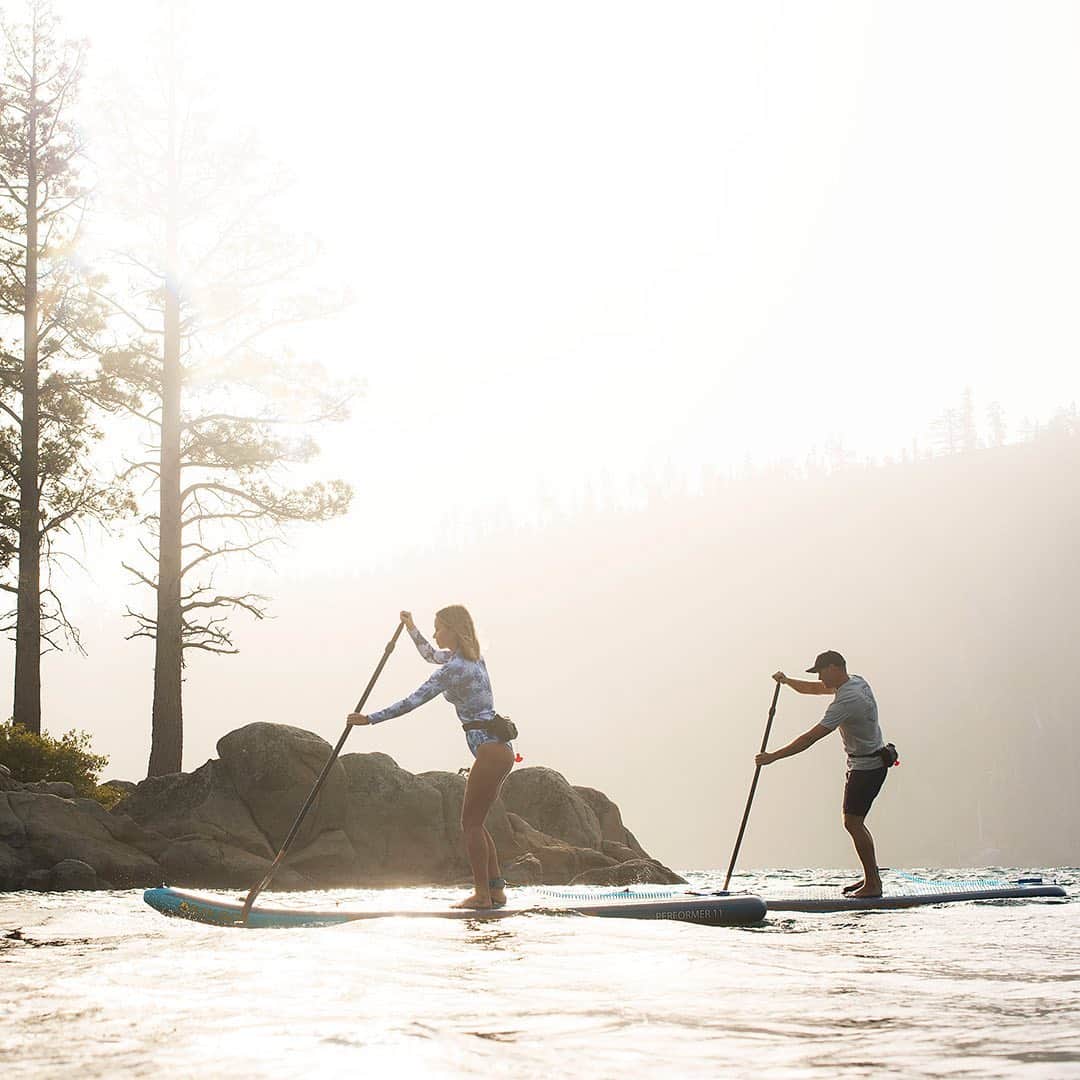のインスタグラム：「Just about any body of water will do! Get on the water and get moving with the versatile and fun Performer 11 iSup. Rated the #1 Gift for Outdoor Adventure by USA Today. #inflatablefun  ~~ Adventure Gifts abound at bodyglove.com #allthingswater #bodyglove #isup #paddleboards #bodyglovegirl #standuppaddleboarding #inflatable #inflatables #inflatablesup #inflatablepaddleboard #standuppaddle #standuppaddling #standuppaddle #standuppaddleboards #standuppaddler」