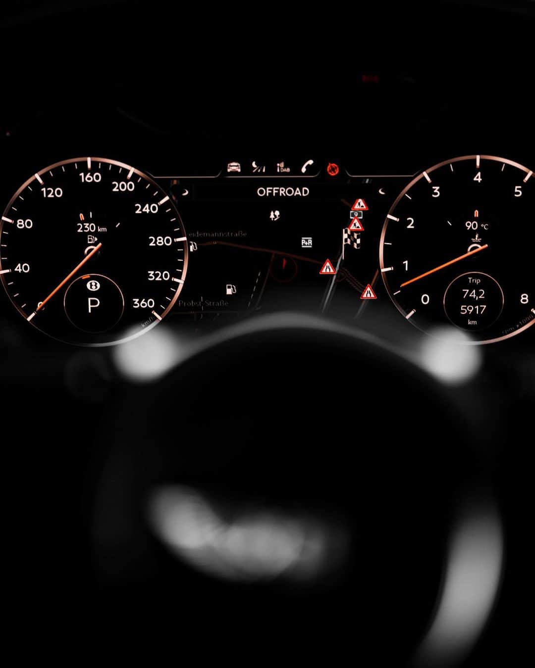 ベントレーさんのインスタグラム写真 - (ベントレーInstagram)「Bold on the outside. Warm and cosy on the inside. The #ContinentalGT. #WorldOfBentley _ #Bentley Continental GT WLTP drive cycle: combined fuel consumption: 20.8 mpg (13.6 l/100 km), combined CO₂: 308 g/km. Photos by @haberkornphotography」12月6日 1時13分 - bentleymotors