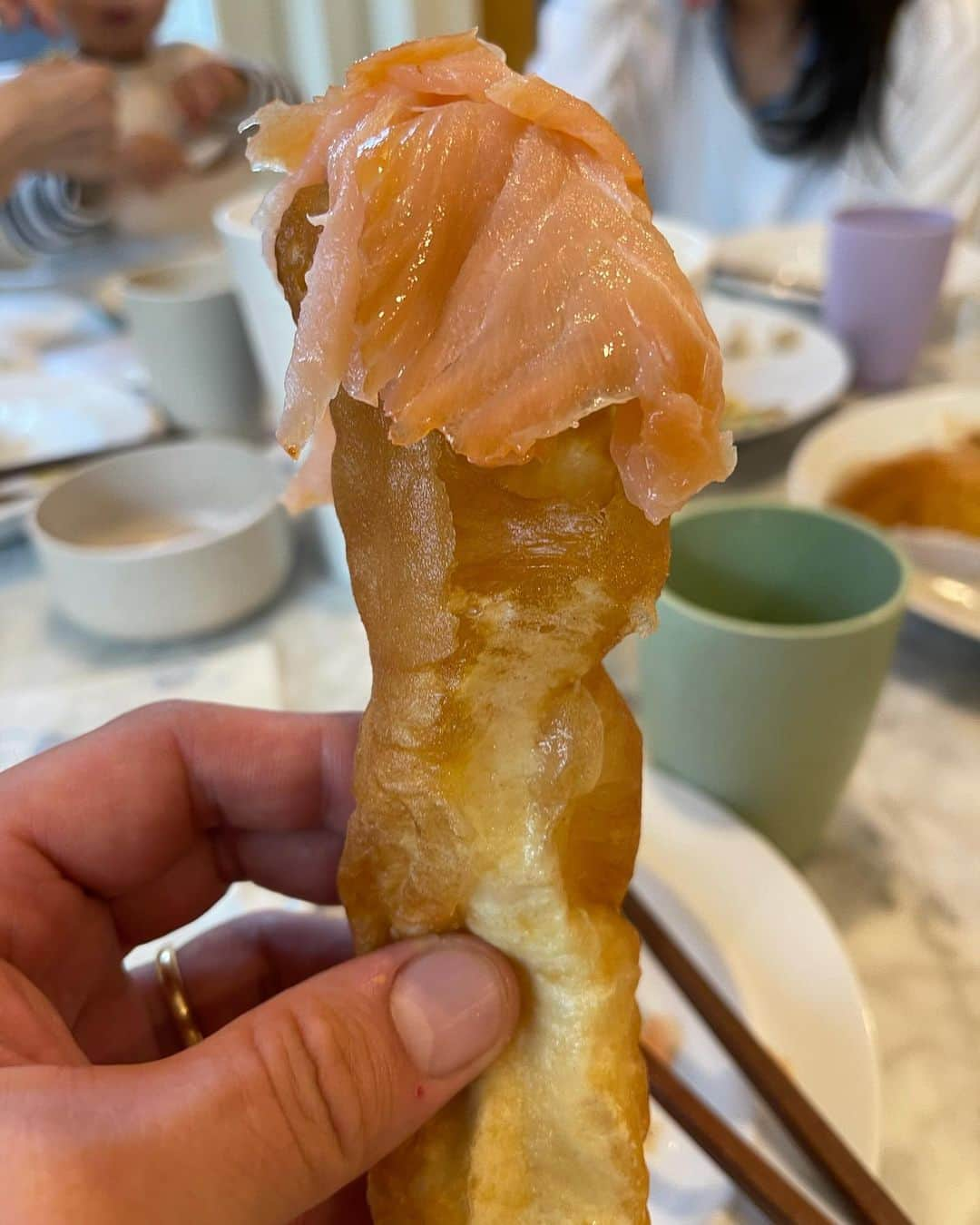 デイビット・チャンさんのインスタグラム写真 - (デイビット・チャンInstagram)「Lox & Youtiao - This is the way. The prophecy is fulfilled. 🇹🇼breakfast can’t be beat  #SGV」12月6日 1時30分 - davidchang