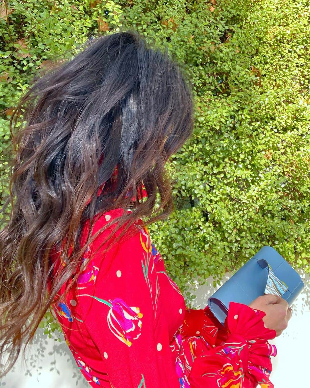 アビゲイル・スペンサーのインスタグラム：「good hair day. #saturday #weekendstyle #stayathomestyle 📷 @claytonhawkins」