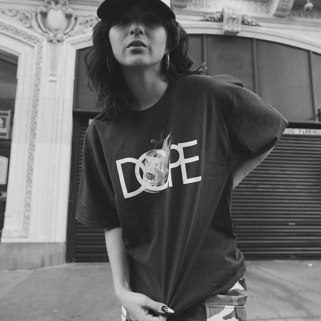 DOPEのインスタグラム：「💰 2 🔥   Money 2 Burn Tee. #dope」