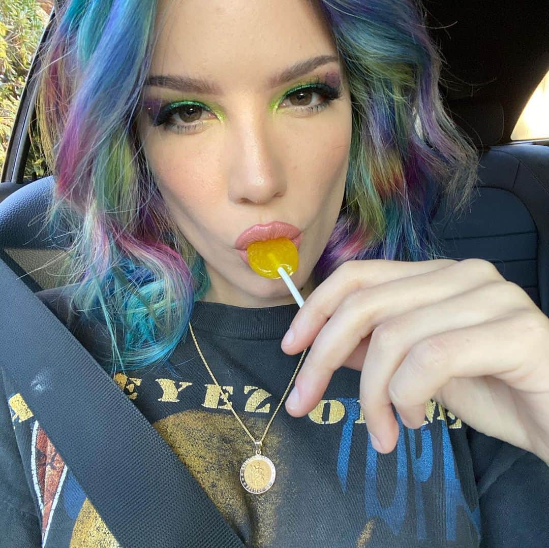 Halseyのインスタグラム：「nothing will ever be the same.」