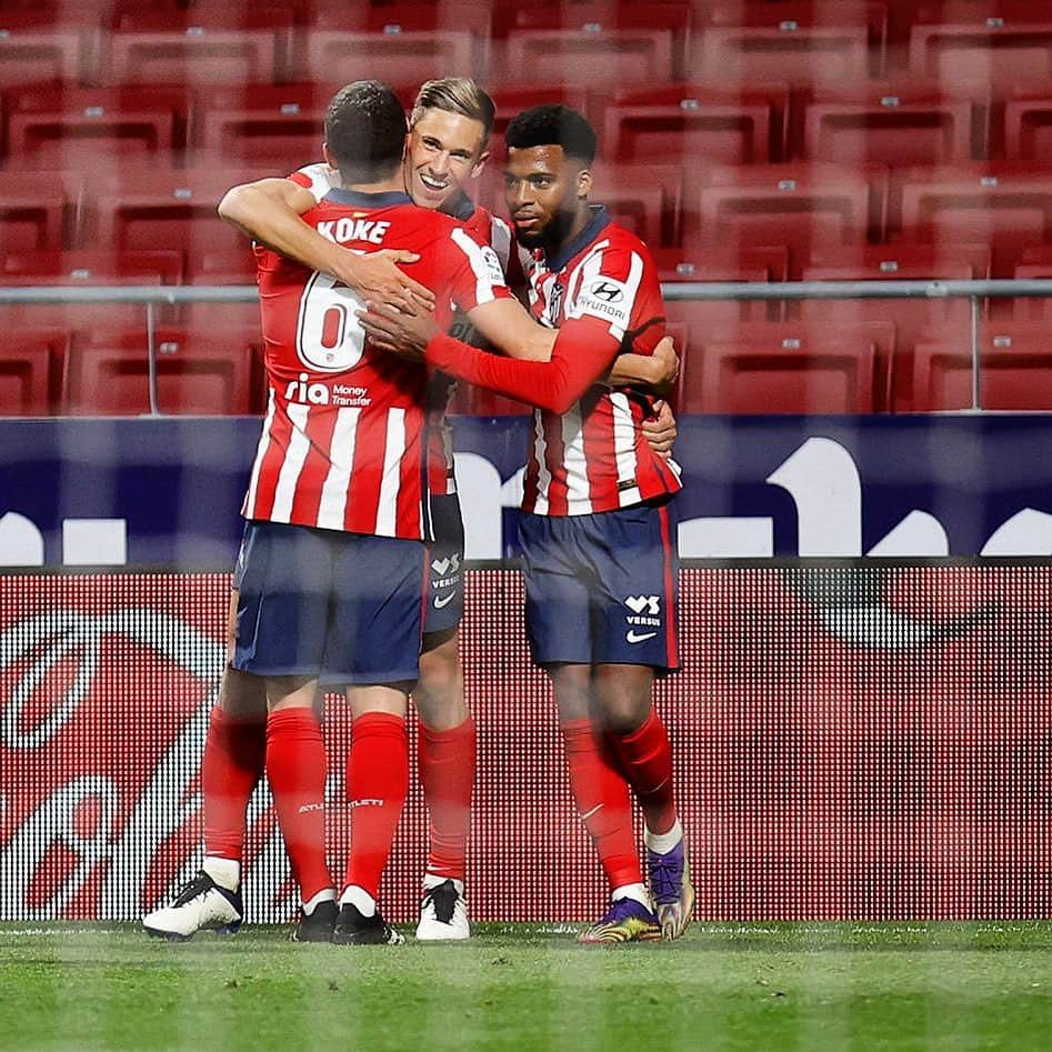 コケさんのインスタグラム写真 - (コケInstagram)「Séptima victoria consecutiva en @laliga que nos permite seguir arriba. Mentalizados desde ya para el partido de @championsleague. ¡Vamos @atleticodemadrid! 🔴⚪ #AúpaAtleti」12月6日 6時24分 - koke6