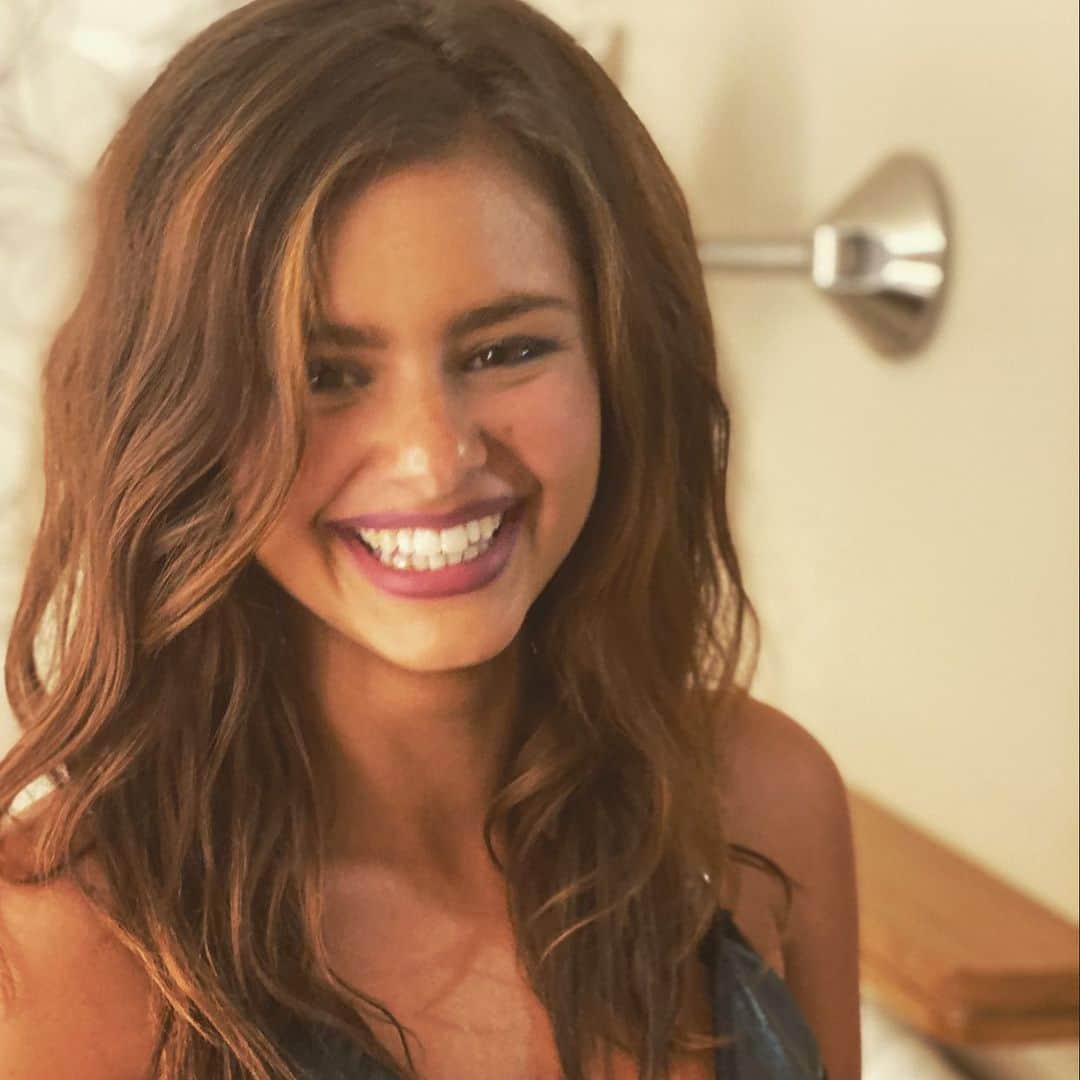 ジャッキー・リーのインスタグラム：「Cheesin」