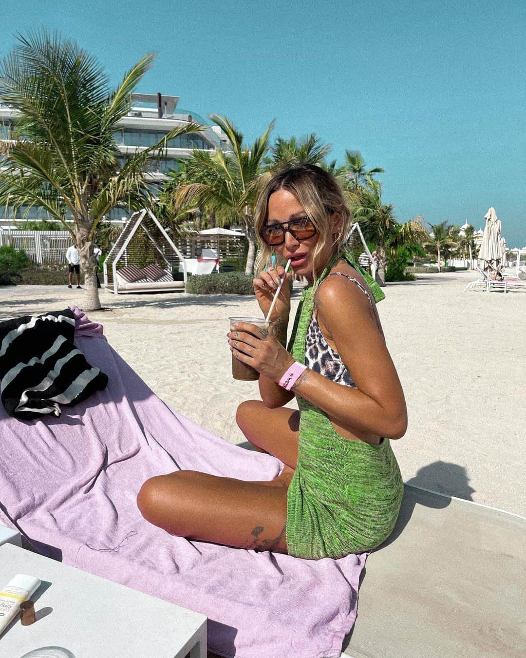 ルー・ティーズデールのインスタグラム：「hashtagblessed」