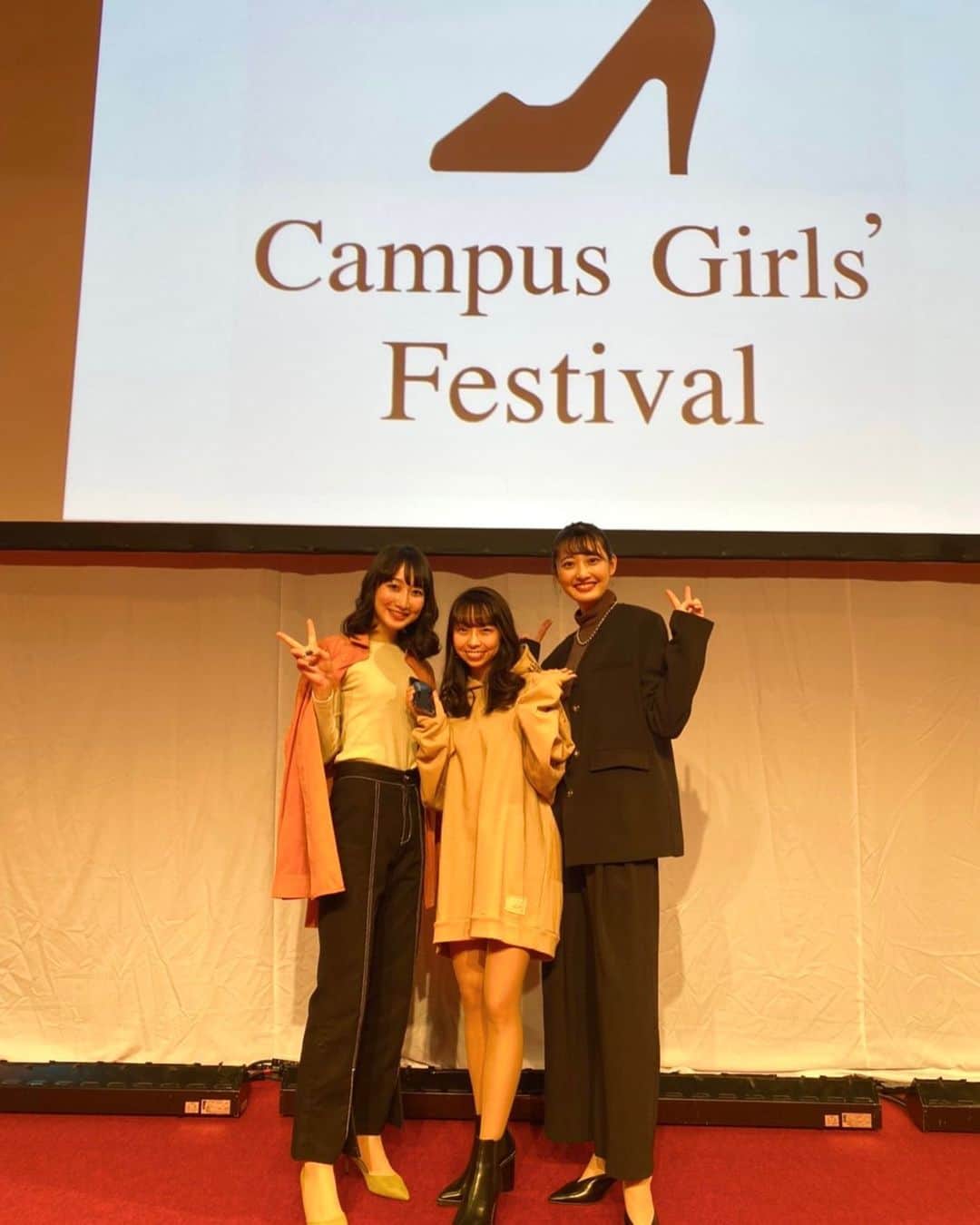亀川萌絵子のインスタグラム：「昨日のCampus Girls' Festivalご支援、ご来場いただいた皆様、そして運営、企画に携わってくださった全ての方、本当にありがとうございました！！！💗  今年はお会いする機会がなかったので、こうしてお披露目する機会があり、とても嬉しく思います♬  素敵なイベントを企画してくださった美良さん @miravats_06 はじめ多くの方に感謝いたします。  身長も高くないし、スタイルも良くないけどランウェイ歩いてる時すごい楽しかったなぁ♬貴重な経験ができて本当に嬉しかったです😭  そして、やっと、他大ミスの方々に会えて嬉しすぎました！！❤️お疲れ様でした✨  #CampusGirlsFestival #ランウェイ  #ファッションショー」