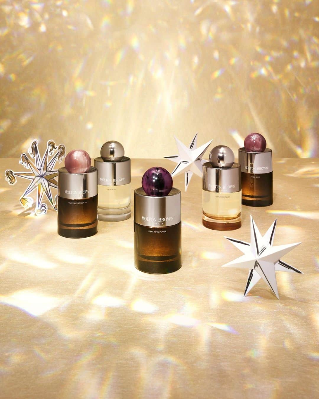 モルトンブラウンのインスタグラム：「Share the ultimate gift with them; an Eaux de Parfum. Topped with a one-of-a-kind resin cap and elevated with a signature note to set it apart from the core scent, they're distinctive and unique, just like you. #MakingSpiritsBright」