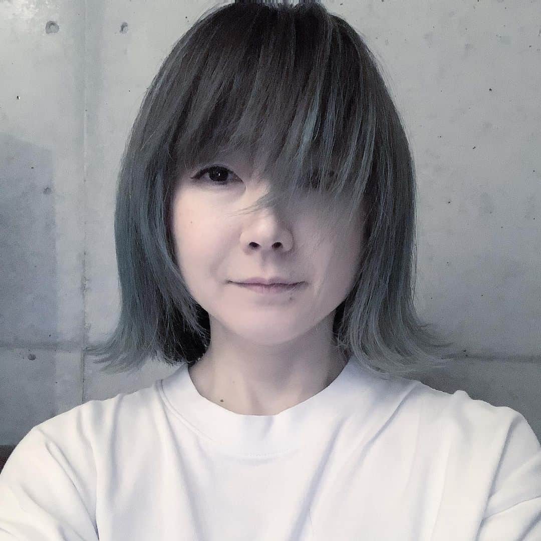 岸本佳子さんのインスタグラム写真 - (岸本佳子Instagram)「My new hair style ✂︎ by @masakatsu_kurose @celena_hair_nail  #hair #style #hairstyle #haircut #celenahairandnail #tokyo」12月6日 18時47分 - yoshico_kishimoto