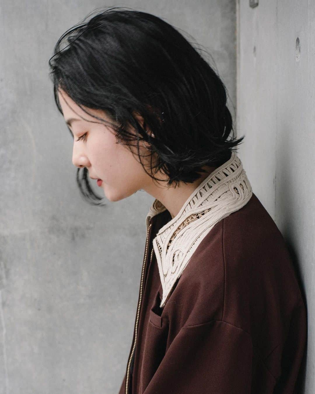 小川琴美さんのインスタグラム写真 - (小川琴美Instagram)「この丈のスカート人生で初めて買いました　  #mamekurogouchi #マメクロゴウチ #apc #アーペーセー」12月6日 18時58分 - koty______