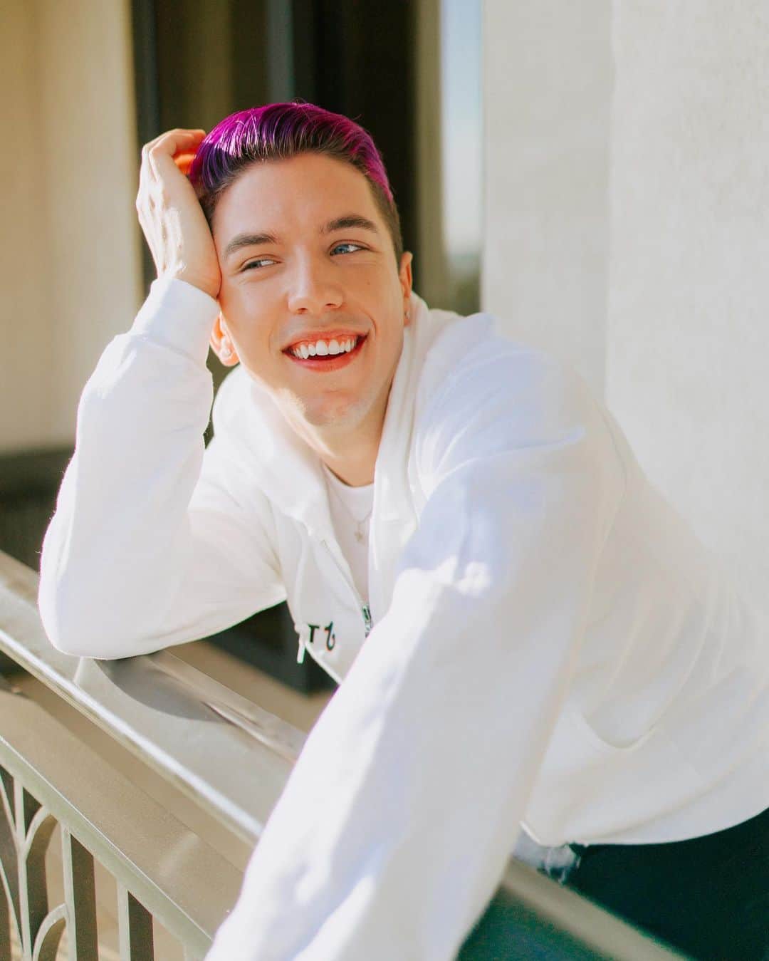 Vogue Italiaさんのインスタグラム写真 - (Vogue ItaliaInstagram)「SAVE THE DATE: Don’t Miss tomorrow the Live Interview with Beauty Content Creator Hyram @skincarebyHyram by @SofiVigano at 8pm CET on Vogue Italia’s Instagram. Previously famous for his Youtube channel, now a Tik Tok star, Hyram’s goal in life is to make people feel more confident in their own body. As he says “Stay confident, love yourself, and change the world”. Tune in tomorrow to follow the live conversation and read more in the December Issue of Vogue Italia, on newsstands.  Portrait by Jazlyn Baptista.」12月6日 18時59分 - vogueitalia
