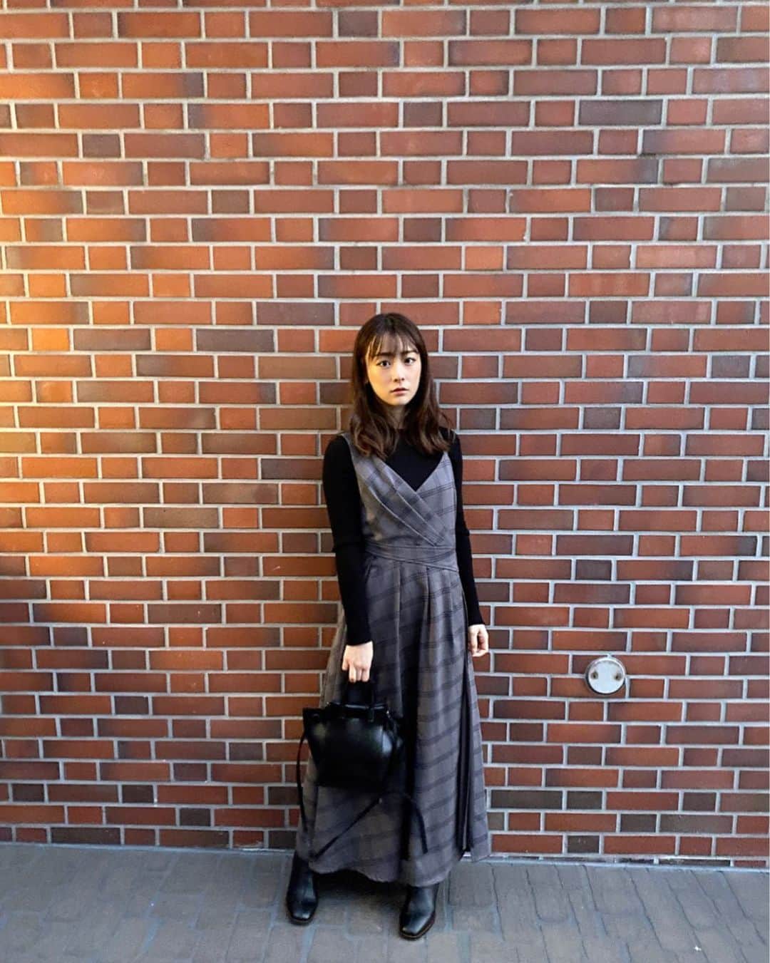 福岡みなみさんのインスタグラム写真 - (福岡みなみInstagram)「・ 私服😋💟 冬になると女の子らしいワンピとか 毎年たくさん着たくなる✨ 153センチ😌 #私服 #snidel #mikomori #sly」12月6日 19時16分 - fukuokaminami373