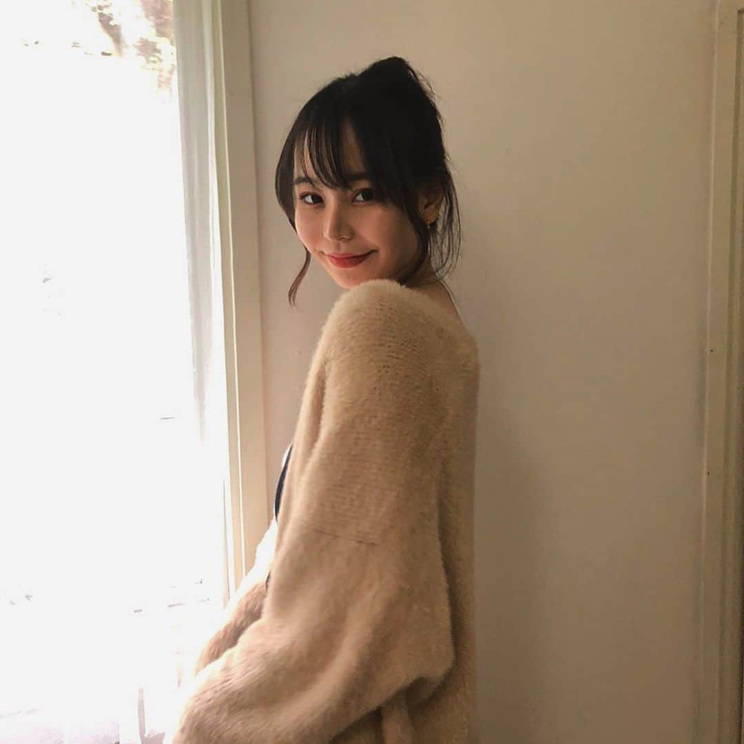 森美生さんのインスタグラム写真 - (森美生Instagram)「もう今年終わるっていう事に驚きを隠せないニダ🙃」12月6日 10時41分 - miosuke48