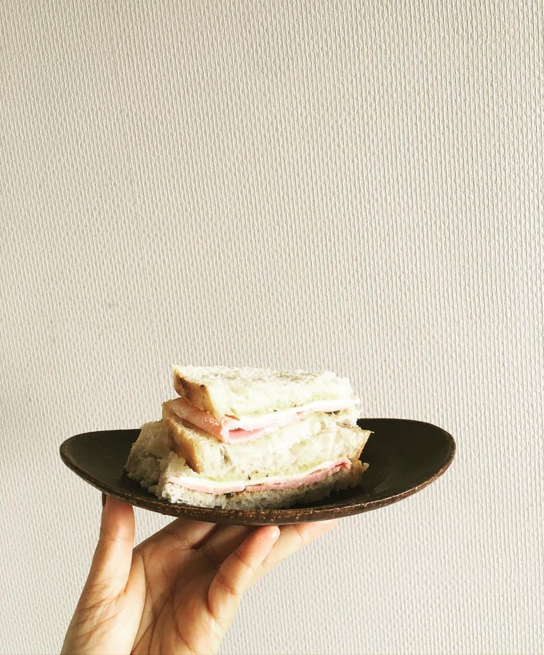 猫沢エミのグルメインスタ