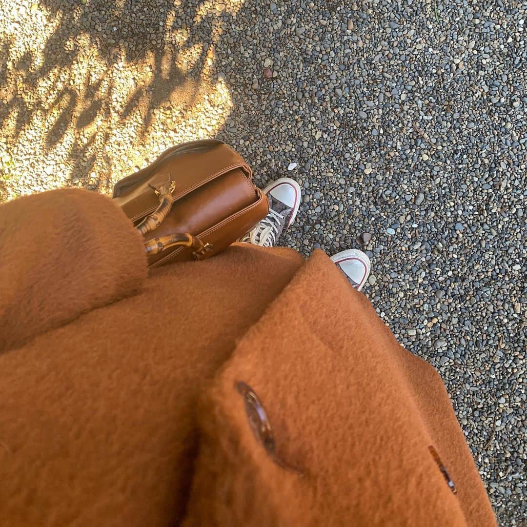 mitsuxmitsu24のインスタグラム：「I have a lot on my plate  * * 年末ってだけでやる事いっぱい。 * * #outfit #ootd #outfitoftheday #acnestudios #gucci #converse  #今日のコーデ #アクネストゥディオズ #アクネ #グッチ #コンバース #surfergirl #surfer #nosurf」