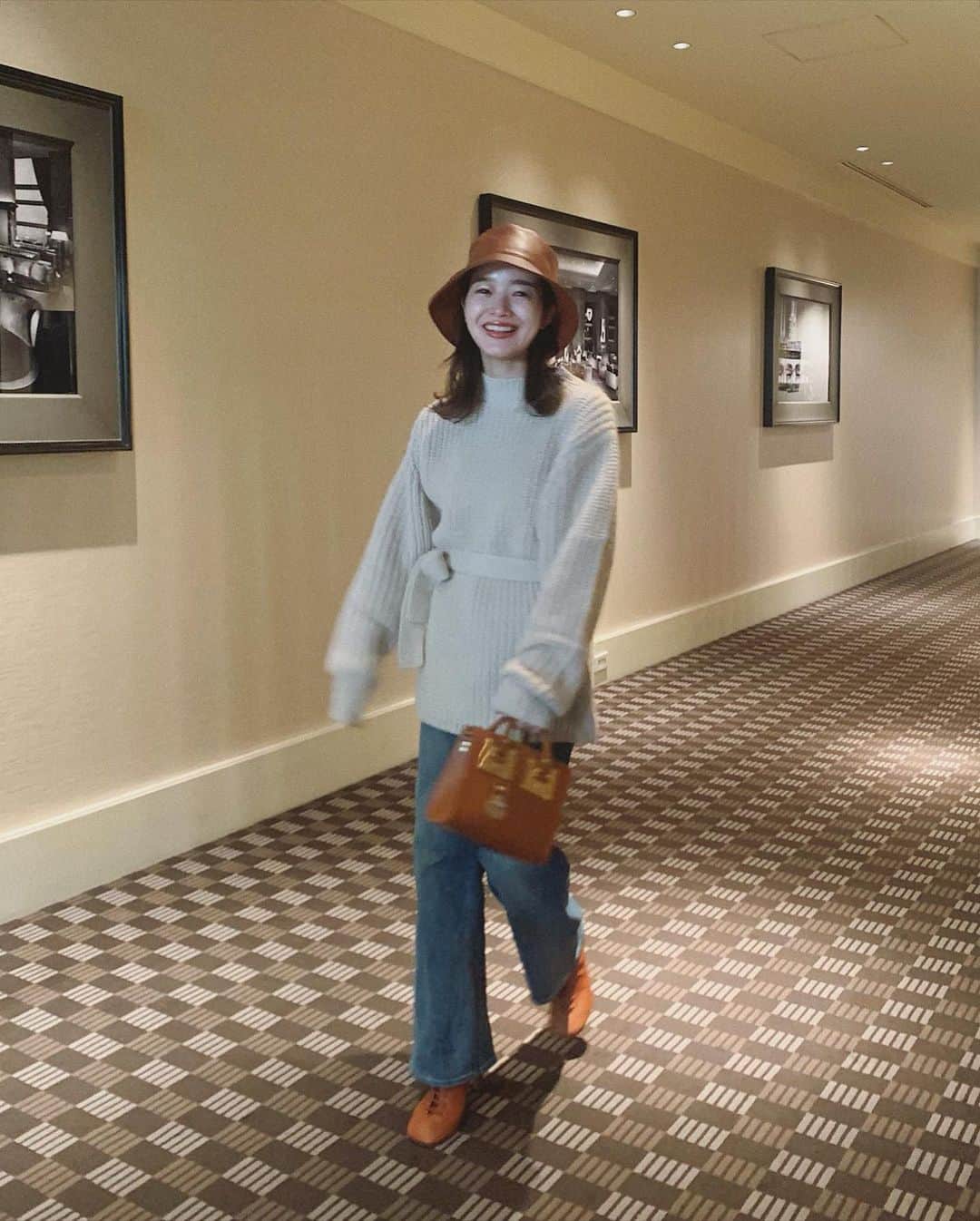 猪鼻ちひろのインスタグラム：「☺️☺️☺️ ステキな日曜日を♡ #ちひろのお洋服」