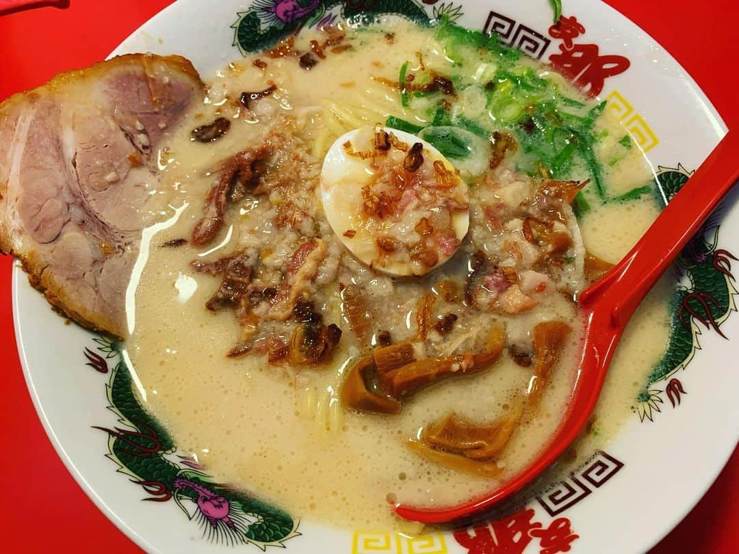 江畑兵衛のインスタグラム：「やべーやつ  #北熊 #熊本 #ラーメン」