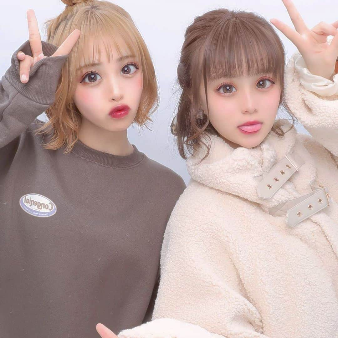 向葵まるさんのインスタグラム写真 - (向葵まるInstagram)「さくてぃんのお姉ちゃんしてきましたぁぁぁぁぁ🌸 くっそかあいい。。。。 ん？まるぴがお姉ちゃん！！？！！？！？！？！？ #プリクラ #プリント倶楽部 #ぷりんと倶楽部」12月6日 12時56分 - natamaru041