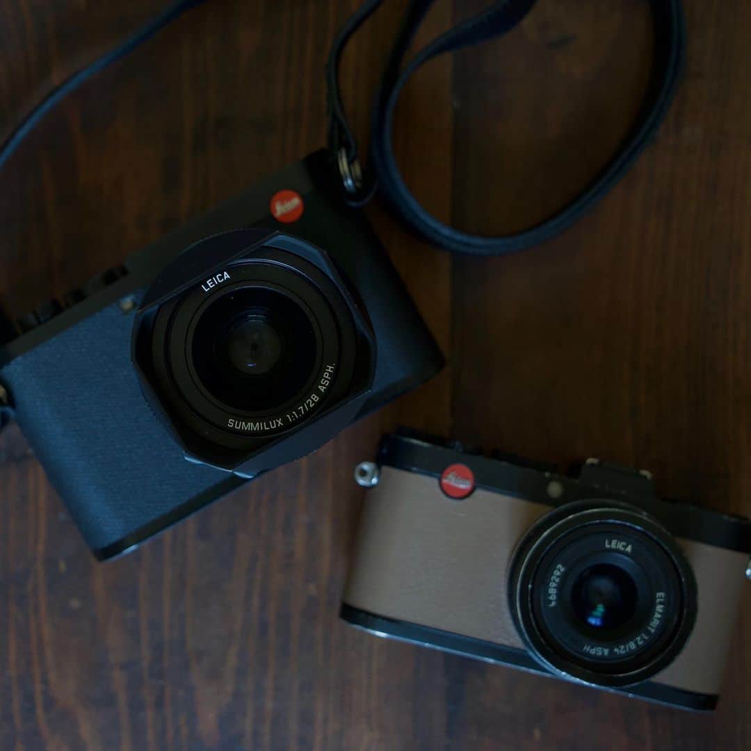 飯島望未のインスタグラム：「My beautiful Leica @leica_camera @leica_camera_japan  Q2 & X2.」