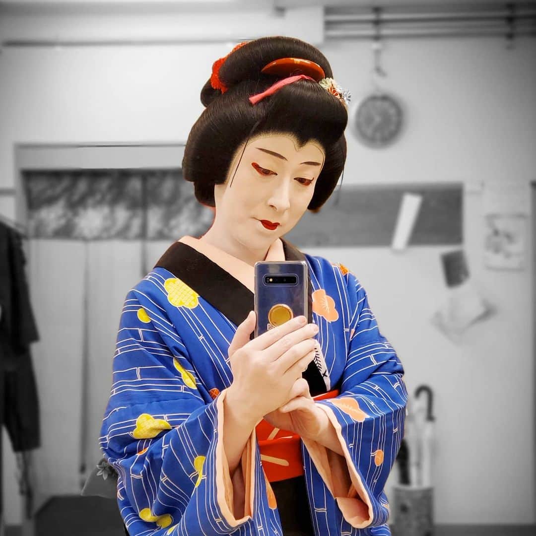 市川笑野さんのインスタグラム写真 - (市川笑野Instagram)「それでは行ってまいりま～す！ #歌舞伎座 #心中月夜星野屋 #お美代 #kabuki #japan #tokyo」12月6日 13時12分 - emino.i