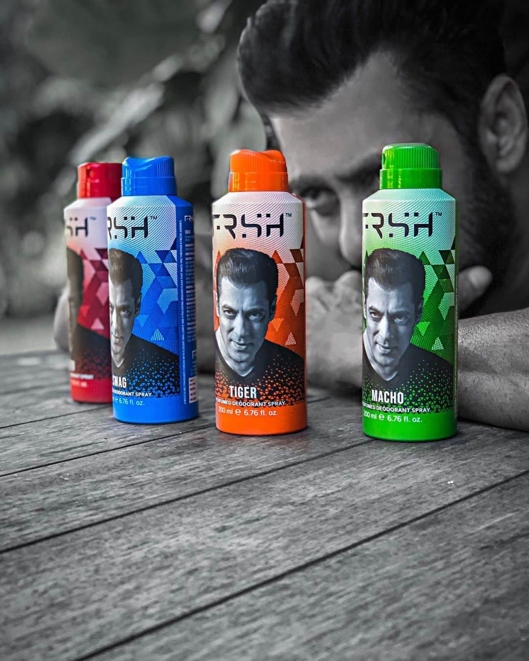 サルマン・カーンさんのインスタグラム写真 - (サルマン・カーンInstagram)「Raho Frsh, raho safe @frshgrooming」12月6日 14時58分 - beingsalmankhan