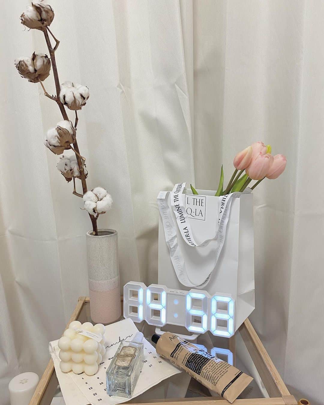 平松可奈子さんのインスタグラム写真 - (平松可奈子Instagram)「ごちゃごちゃ  #myroom #aesop  #韓国インテリア」12月6日 15時59分 - 11kanaco14