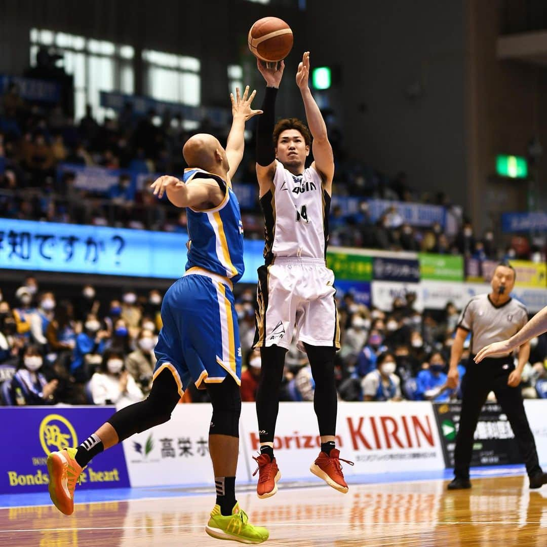 シーホース三河さんのインスタグラム写真 - (シーホース三河Instagram)「12/6（日）vs.滋賀（アウェー） #PHOTO 三河 83-60 滋賀 #fightfor_ #シーホース三河 #Bリーグ」12月6日 16時24分 - go_seahorses