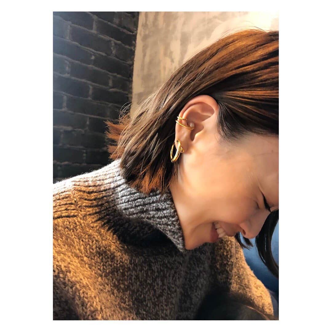 野尻美穂のインスタグラム：「片耳ピアスを復活させたら欲しくなって最近MARIA BLACK集めてる😌  #mariablack」