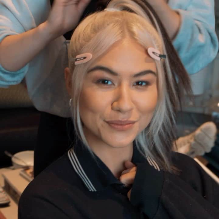 Mali-Koa Hoodのインスタグラム：「Some behind the scenes footage coming to you soon from the Hunger single video shoot! One of the most physical things I’ve done to date, but so worth it and as you can see had a good old time laughing n that. All filmed by @kovachevvictor x Can’t wait to share the full thing with you! Any questions your hoping to be answered in the BTS below please. Happy Sunday xxxxx」