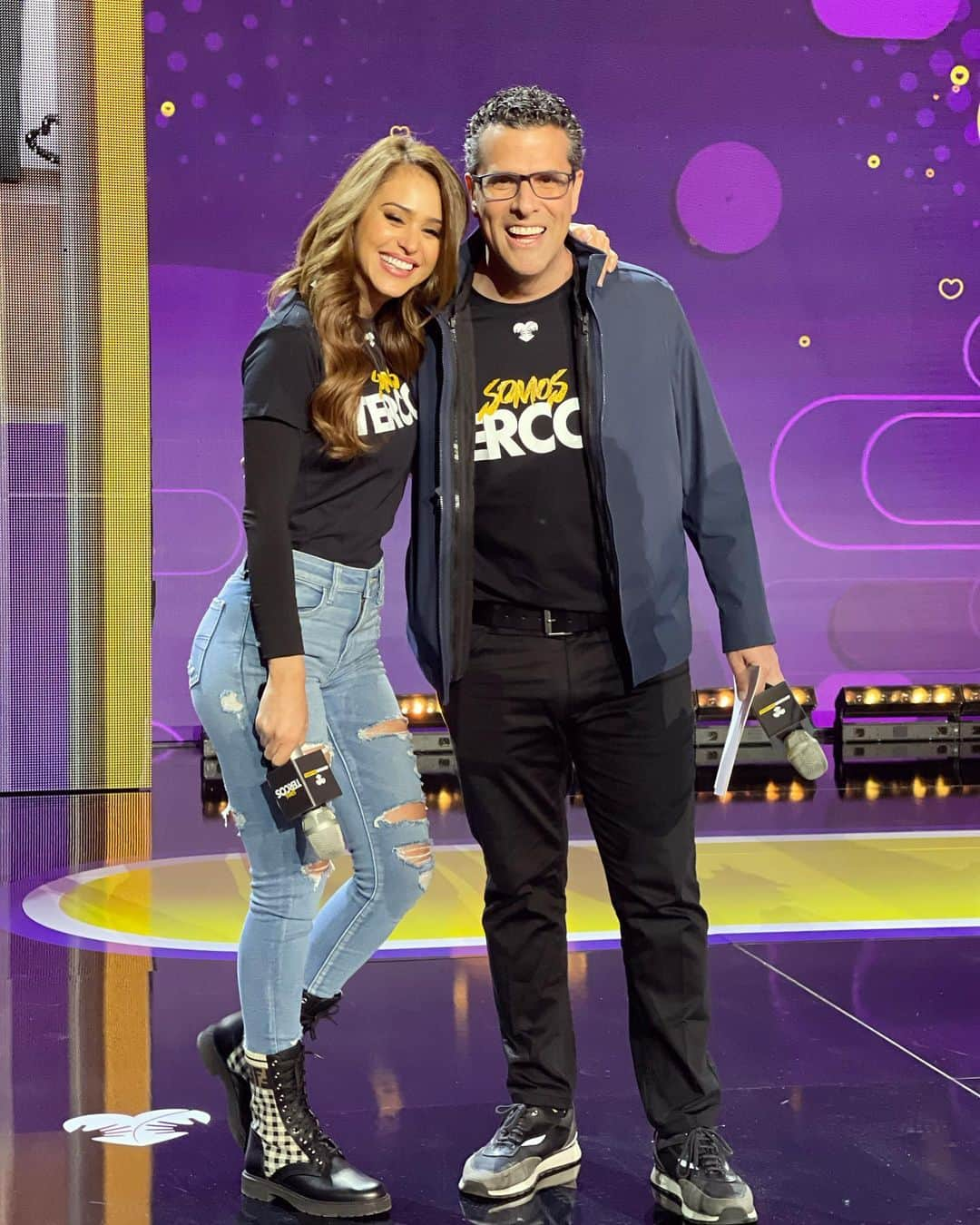 ヤネット・ガルシアさんのインスタグラム写真 - (ヤネット・ガルシアInstagram)「TELETON 2020 💜💛 @teletonmexicooficial  @choblanderos @galileamontijo @marcoantonioregil @michellerenaud @hectorsandarti @daniellemx_ ❤️」12月7日 3時34分 - iamyanetgarcia