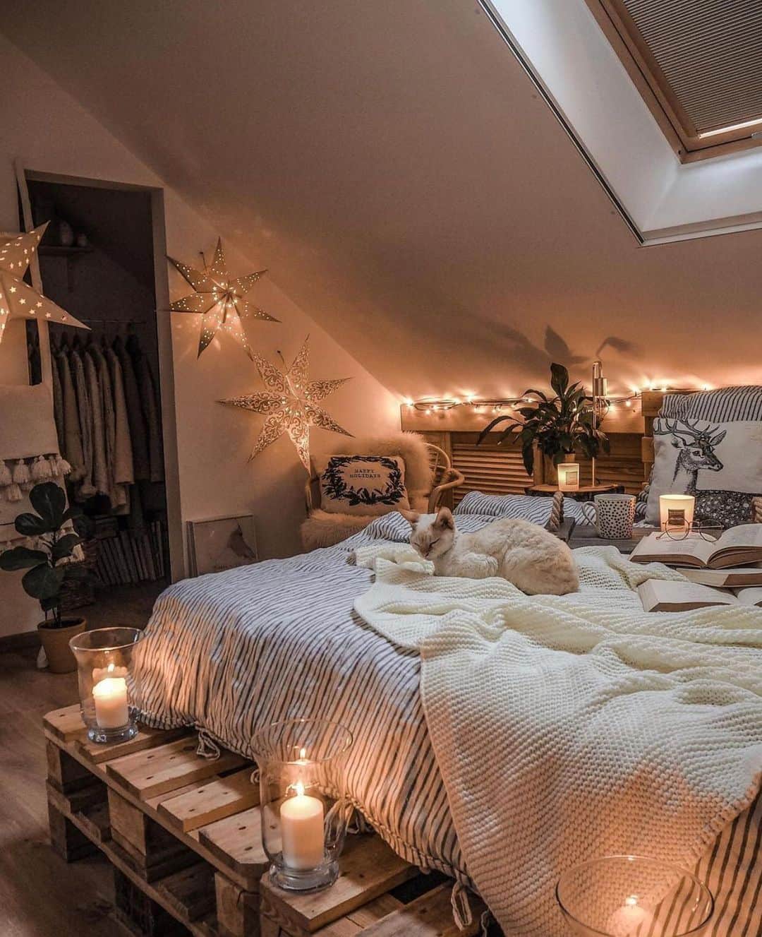 Crazy Roomsのインスタグラム：「Sunday mood ✨😍 with @tatiana_home_decor」