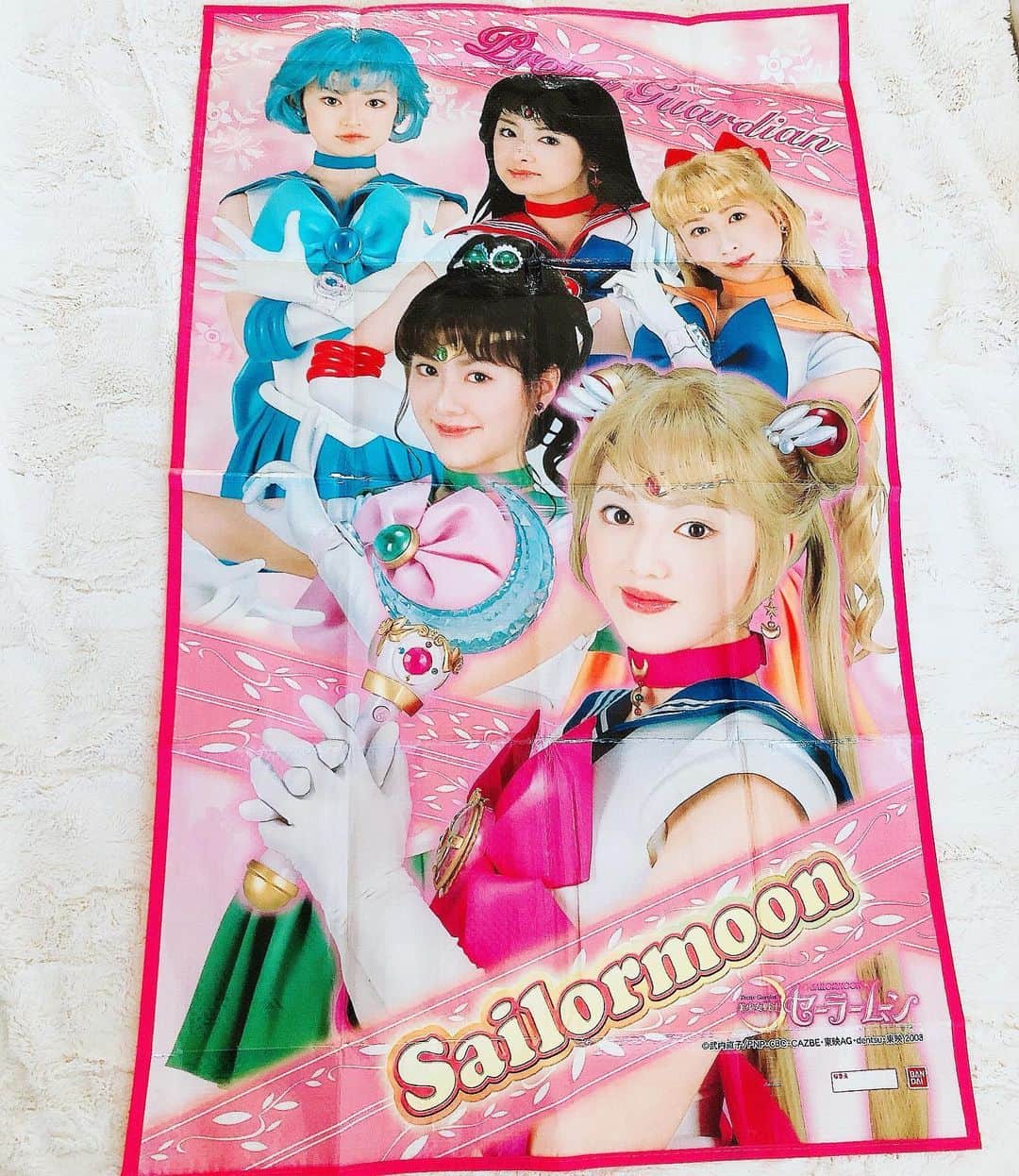 Sailor Moonさんのインスタグラム写真 - (Sailor MoonInstagram)「✨🌙 My Pretty Guardian Sailor Moon live action series table cloth! I find it cool! 😅 🌙✨    #sailormoon #セーラームーン #prettyguardiansailormoon #tablecloth」12月7日 4時32分 - sailormoon_sc