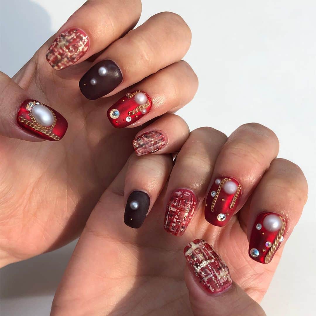 のインスタグラム：「new nails for christmas 🎄🤶🏻 by @andanail_reve #습습_네일」