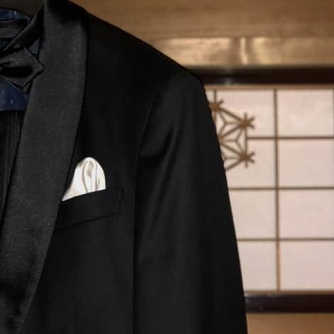 NOVARESE Dress Officialのグルメインスタ