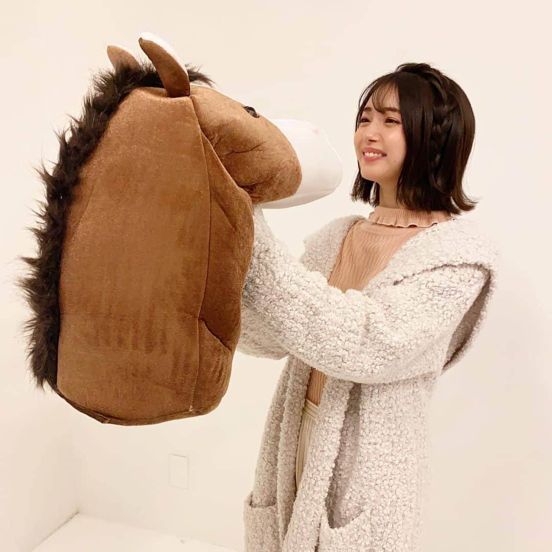 市川美織さんのインスタグラム写真 - (市川美織Instagram)「予想はハズレちゃったけどお馬さんの走ってる姿を見るの好きみたいなので、当たる当たらない関係なく楽しい🏇♡ #OUCHIDEKEIBA #チャンピオンズカップ」12月6日 19時55分 - miori_ichikawa