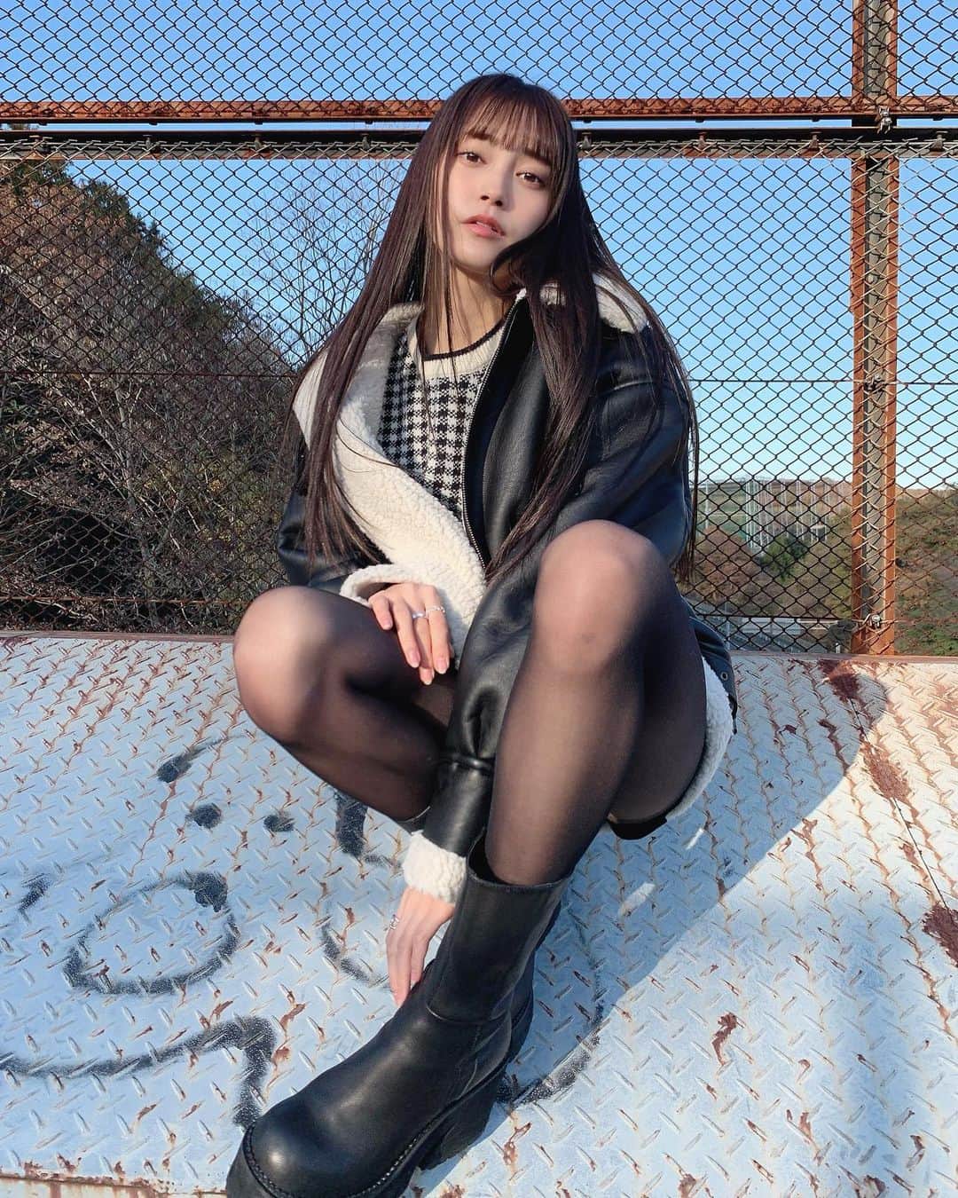 小山リーナさんのインスタグラム写真 - (小山リーナInstagram)「🖤🖤🖤」12月6日 20時31分 - rina_koyama_box