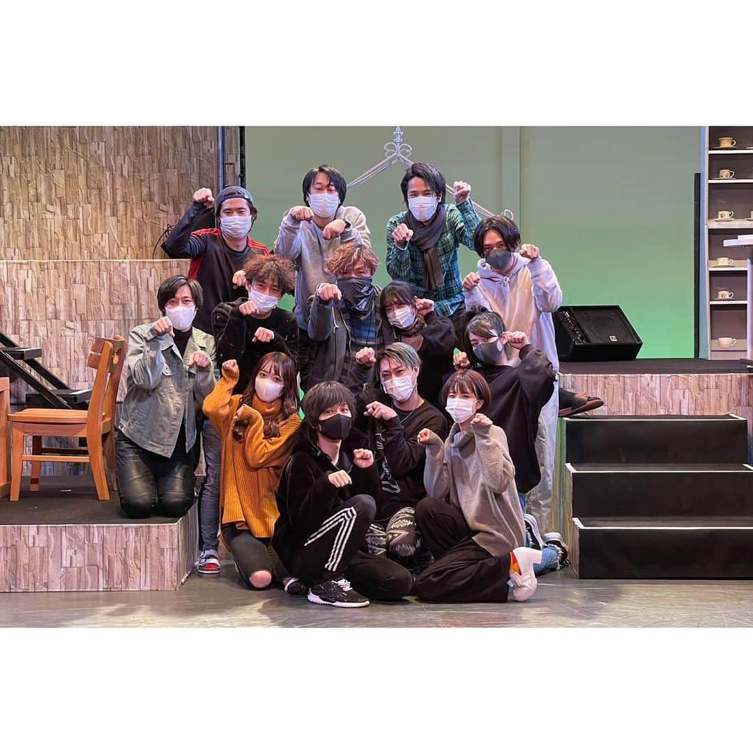 のインスタグラム：「. ミュージカル『モンブラン〜黄昏のROUTE69〜』 ありがとうございました！ #ミュージカル #舞台 #千秋楽 #音楽劇」