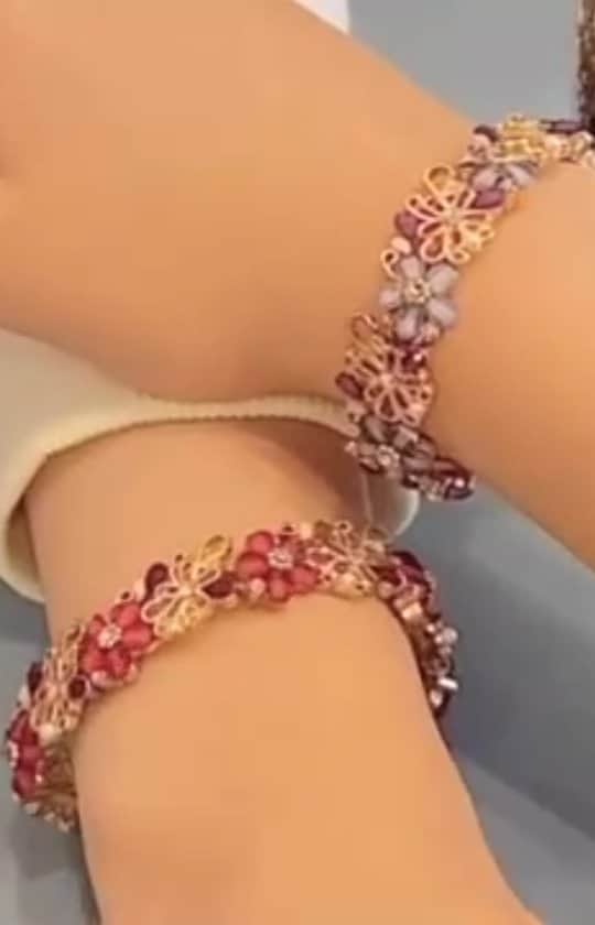丸本凛のインスタグラム：「🍄 えれたんが編集してくれた動画📸🦋 もう宝物です。。 余韻がああああああ!笑 色んなこと体験してほんとに楽しかった😳 #みなとみらい#横浜#赤レンガ#赤レンガ倉庫#スケート#ワールドポーターズ#memory#思い出#エリンギ#土方エレナ#丸本凛#family#マリカー#マリオカート#中3」