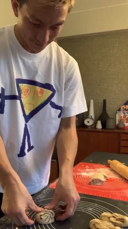 のインスタグラム：「シナモンロールロール」