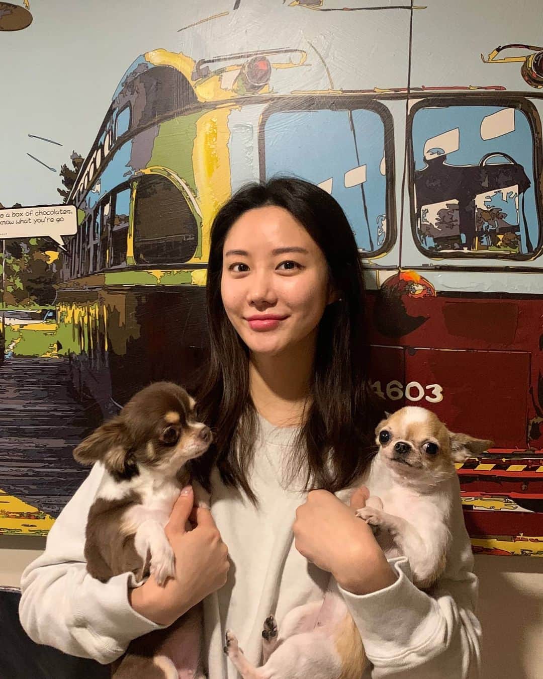 のインスタグラム：「🐶🐶 ❤  #모두코로나조심하세요🙏🏻」