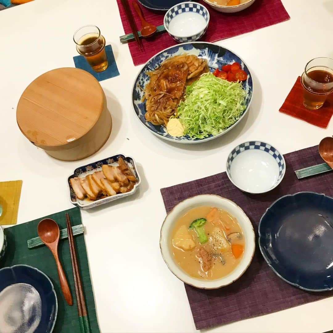 丸山敬太さんのインスタグラム写真 - (丸山敬太Instagram)「晩御飯も家ご飯なり。  そしてまた食べ過ぎたあるよ。笑  さっ。また来週はいっそがしいぞー」12月6日 22時23分 - keitamaruyama